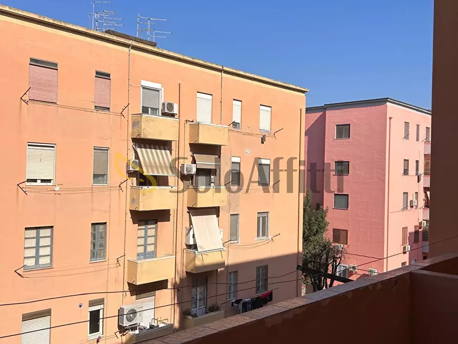 Immagine 11 di Trilocale in affitto  a Cagliari