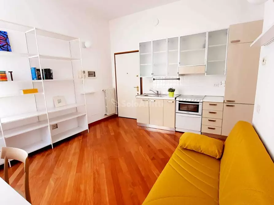 Immagine 4 di Bilocale in affitto  in Via de Gradi 3 a Monza