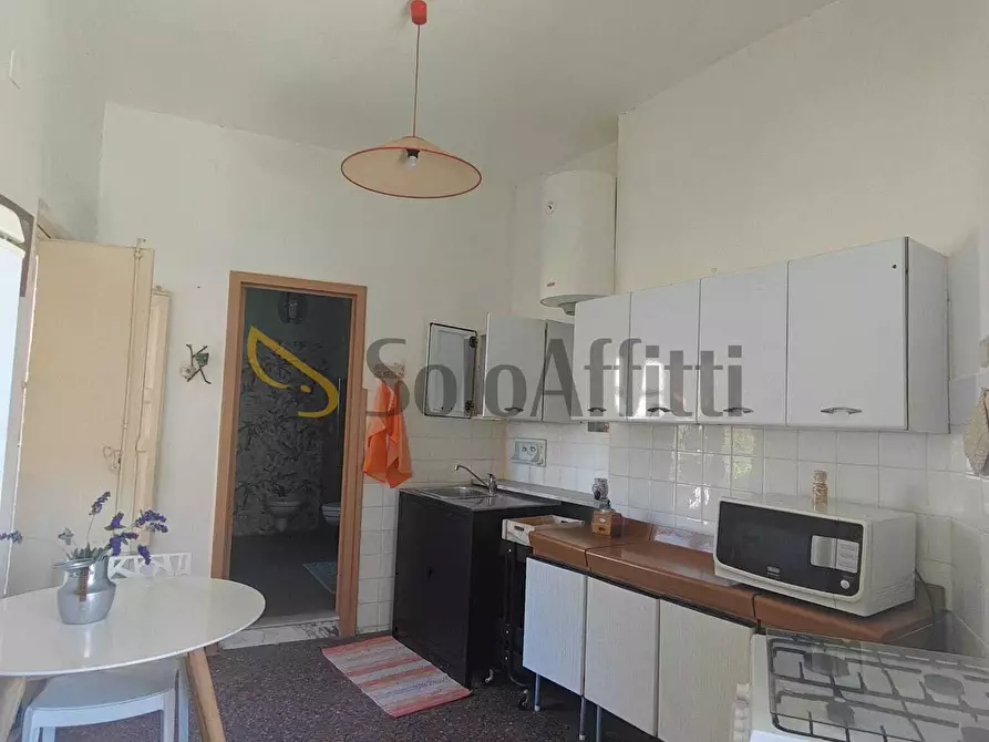 Immagine 14 di Pentalocale in affitto  a Acireale