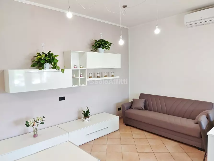 Immagine 1 di Trilocale in affitto  in Via Passo Buole a Fiumicino