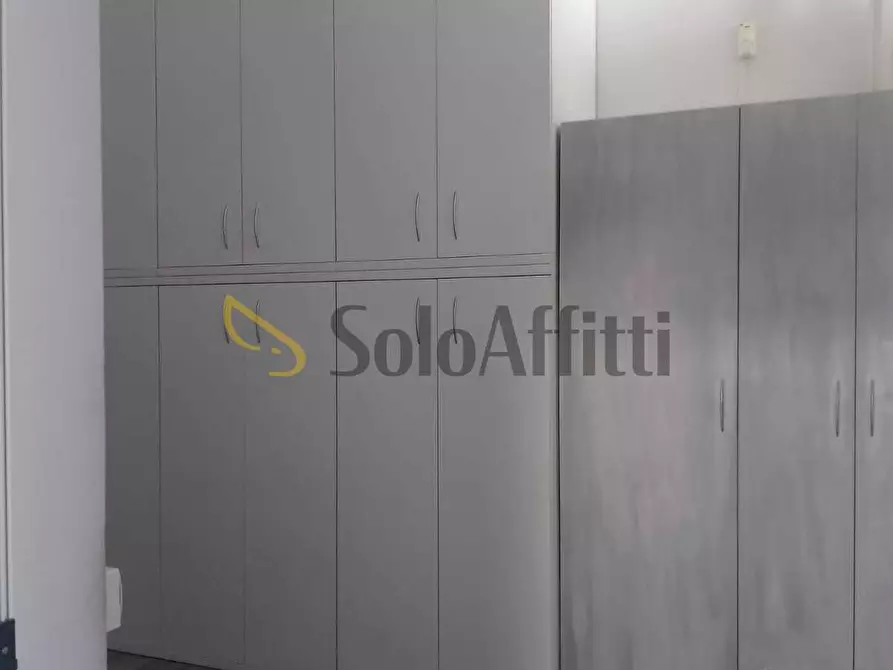 Immagine 16 di Locale commerciale in affitto  in Via dei Mille 11 a Busto Arsizio