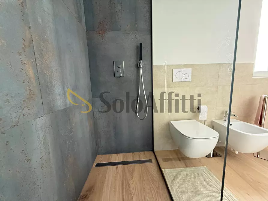 Immagine 47 di Villa in affitto  in Via Ten. Politano 4 a Caserta