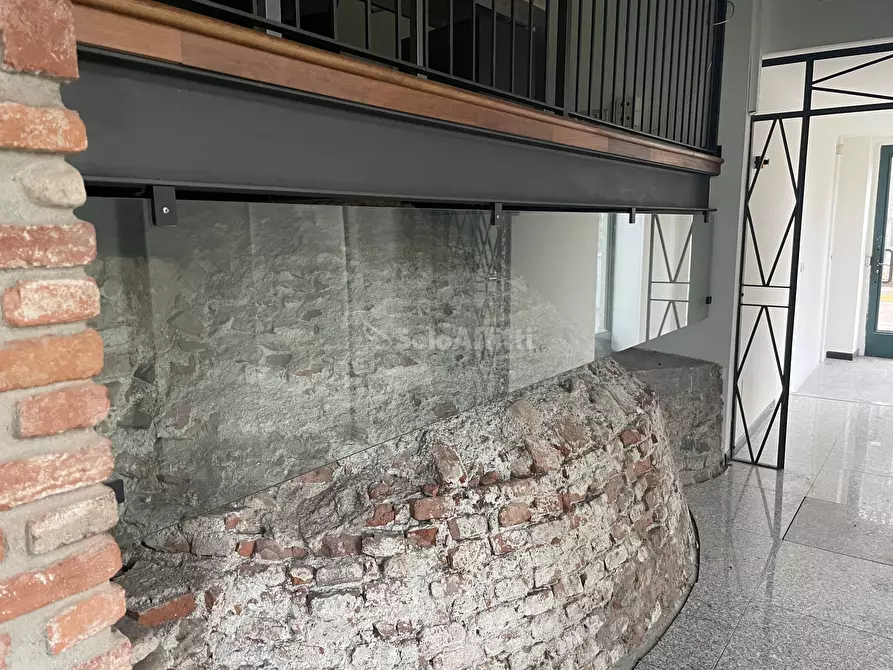 Immagine 20 di Locale commerciale in affitto  in Piazza Baracca 18 a Buscate