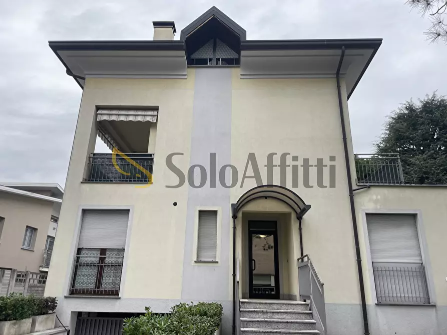 Immagine 32 di Trilocale in affitto  in via forlanini 25 a Busto Arsizio