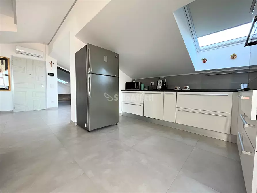 Immagine 3 di Mansarda in affitto  a Catanzaro