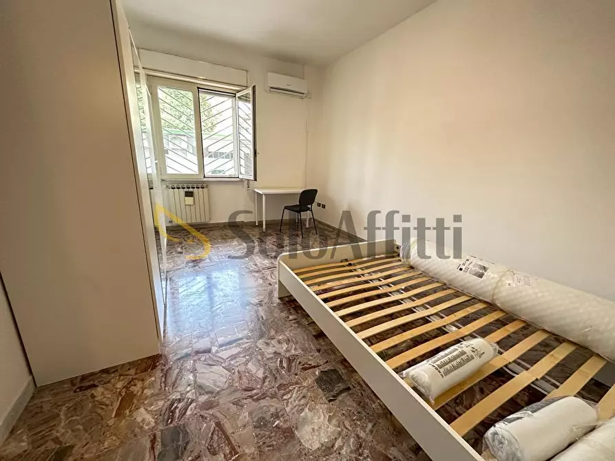 Immagine 9 di Stanza singola in affitto  in Via Ferrarecce a Caserta