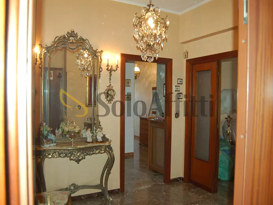 Immagine 24 di Trilocale in affitto  in Via dei Boccamazzi 24 a Roma