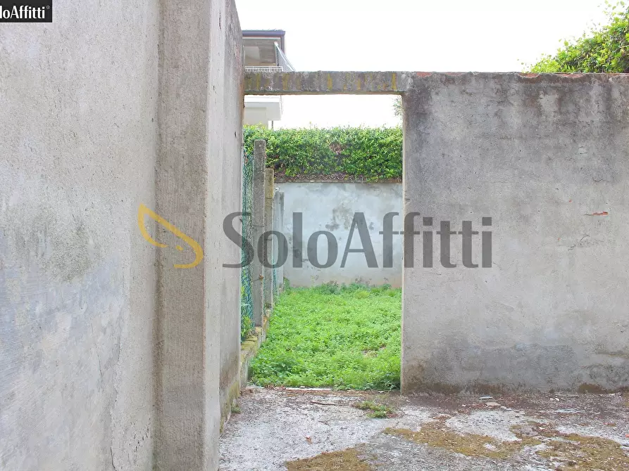 Immagine 25 di Trilocale in affitto  in Via Alessandro Volta 48 a Desio