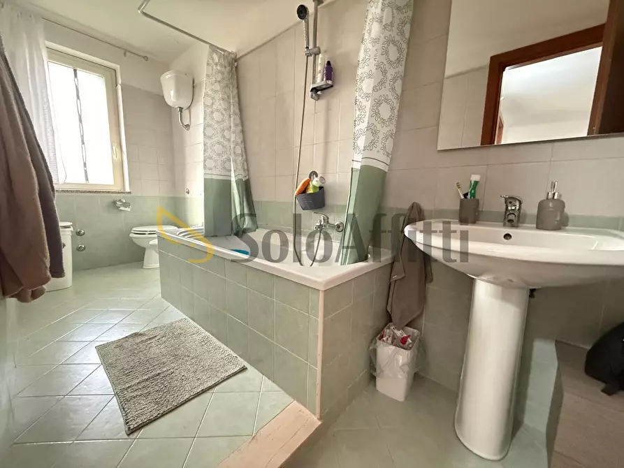 Immagine 21 di Trilocale in affitto  in Via Giovanni Verga a Marcianise