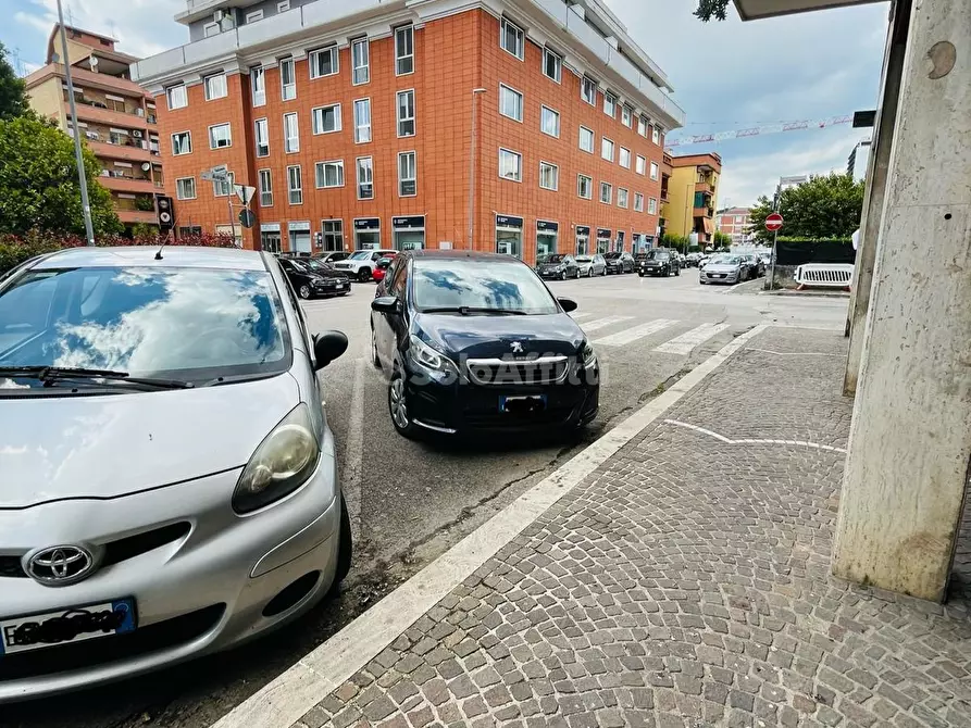 Immagine 10 di Locale commerciale in affitto  in Via Adige 9 a Frosinone