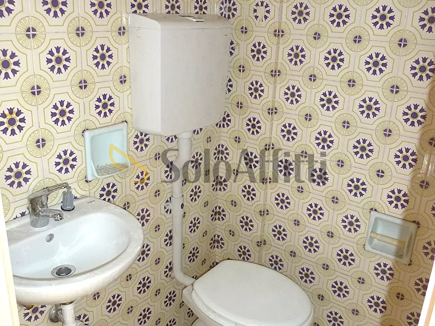Immagine 22 di Quadrilocale in affitto  in Via Val del Ponte 26 a San Remo