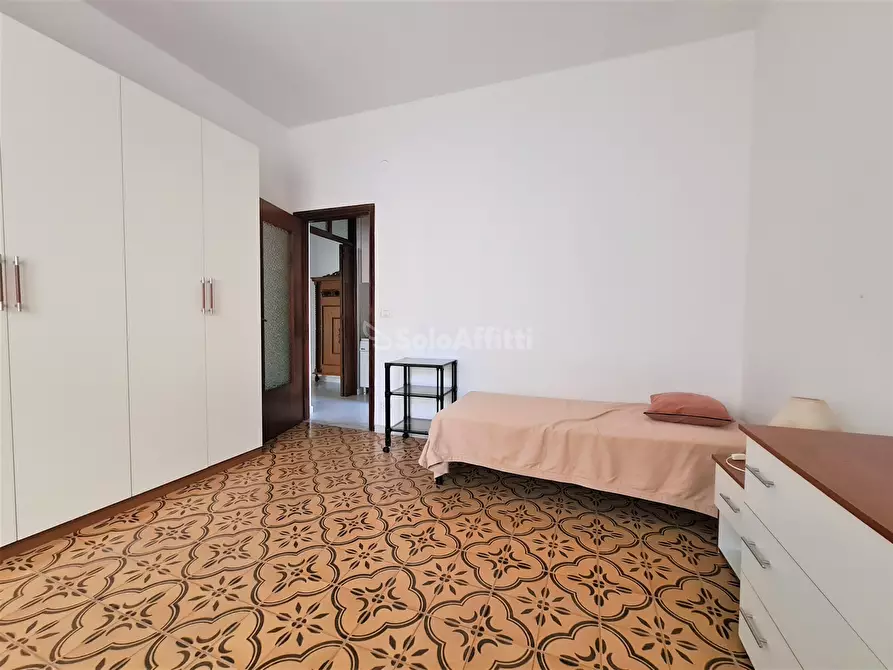 Immagine 12 di Stanza singola in affitto  a Catanzaro