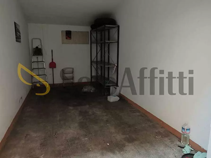 Immagine 10 di Garage in affitto  in Via Fratelli Cervi a Desio