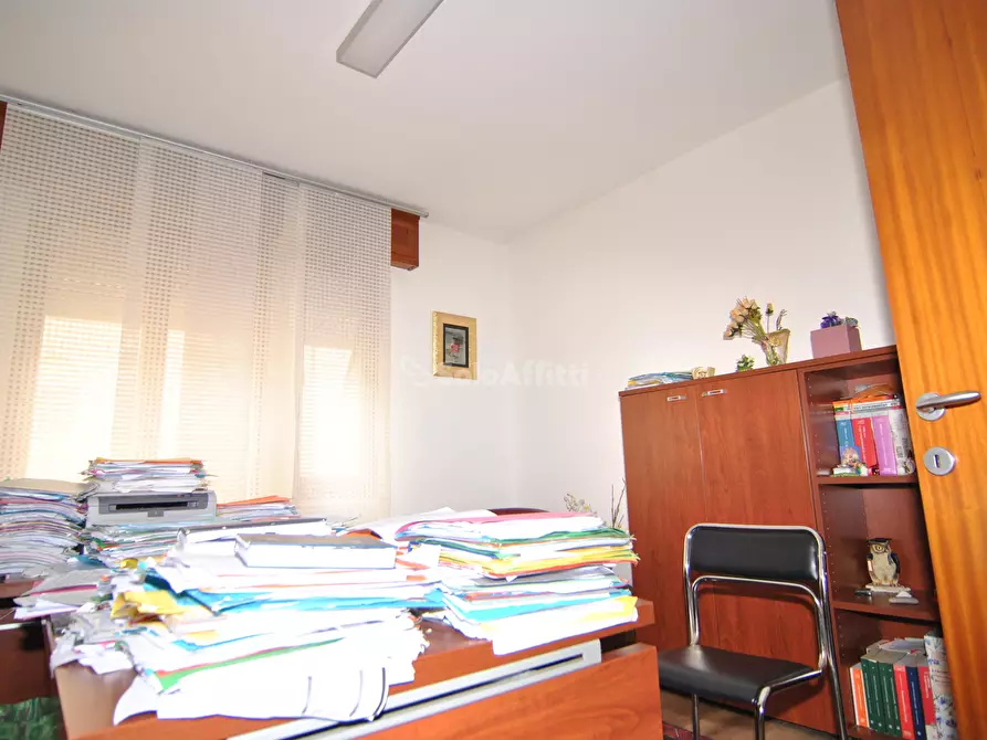 Immagine 11 di Ufficio in affitto  in Via Cairoli 69 a Livorno