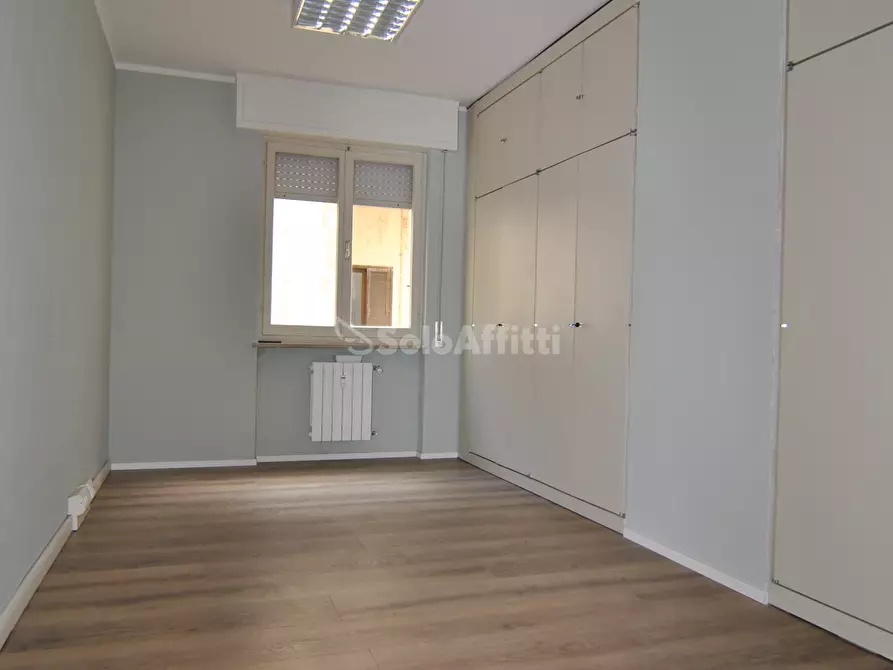 Immagine 11 di Ufficio in affitto  in Via Cairoli 61 a Livorno