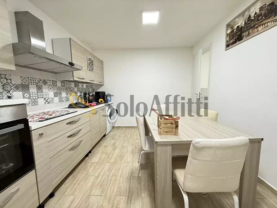 Immagine 4 di Bilocale in affitto  in Via Salerno 43 a Caserta