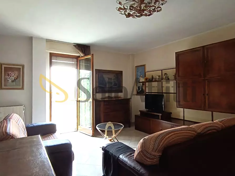 Immagine 4 di Quadrilocale in affitto  in Via Belvedere a Trofarello