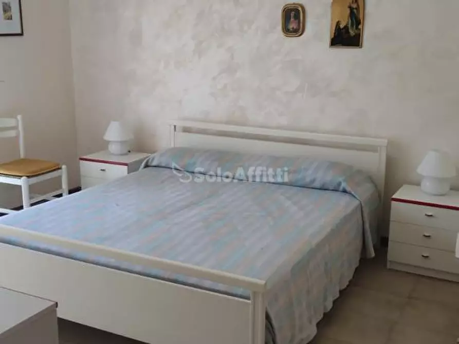 Immagine 5 di Bilocale in affitto  a Giardini-Naxos