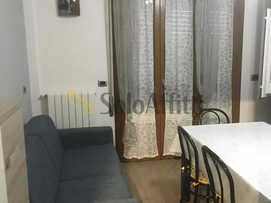 Immagine 1 di Trilocale in affitto  in Viale Regina Margherita 119G a Rimini
