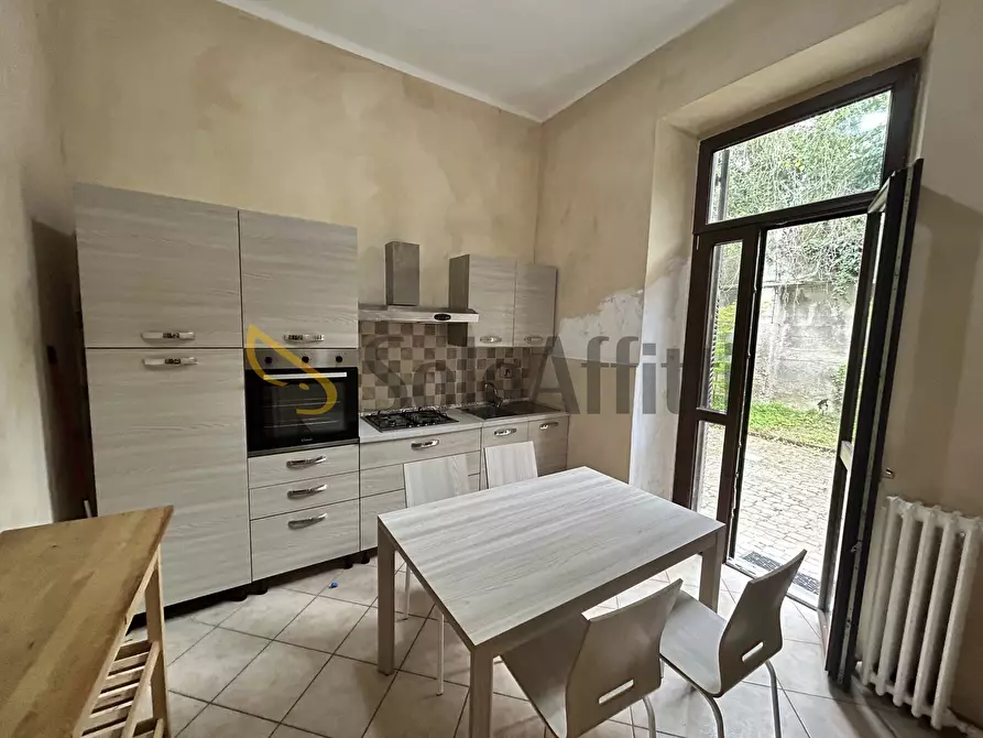 Immagine 17 di Trilocale in affitto  a Torino