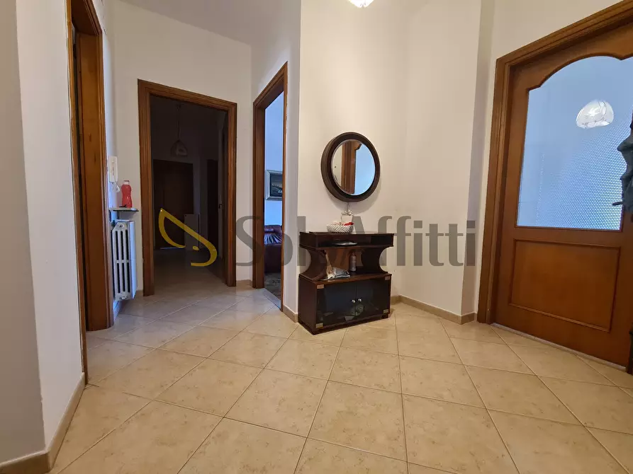 Immagine 7 di Stanza singola in affitto  a Catanzaro