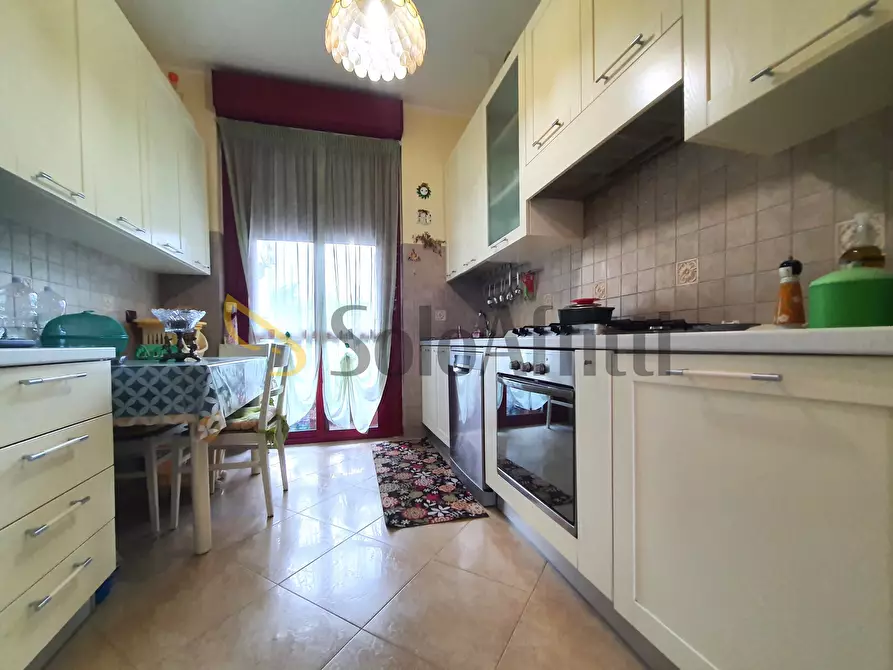 Immagine 4 di Trilocale in affitto  in Via Bezzecca 1A a Catanzaro