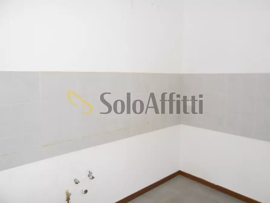 Immagine 12 di Trilocale in affitto  in Via Madonna 40A a San Martino Siccomario