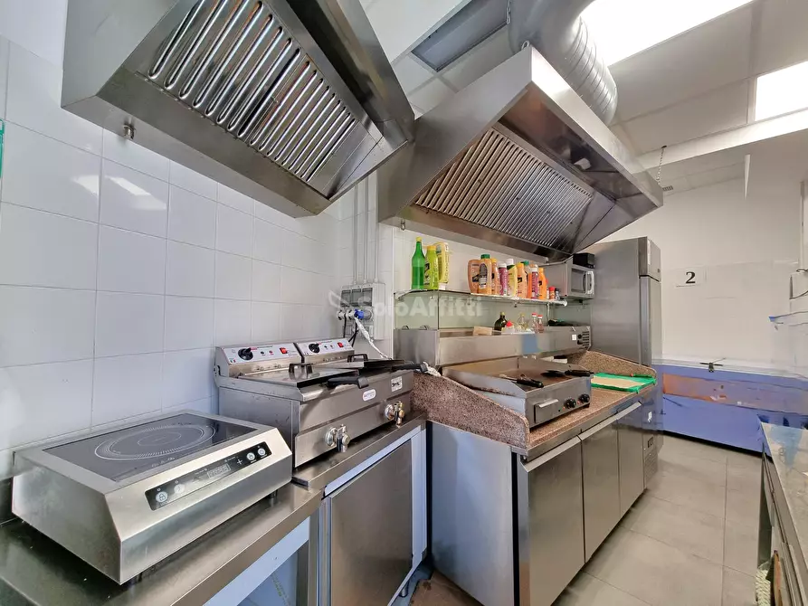 Immagine 9 di Pizzeria / Pub in affitto  in Via A. De Gasperi 12 a Catanzaro