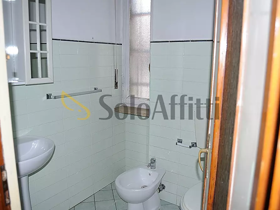 Immagine 4 di Trilocale in affitto  in Via Cavour 4 a Settimo Torinese