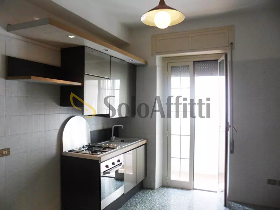 Immagine 9 di Trilocale in affitto  a Cagliari