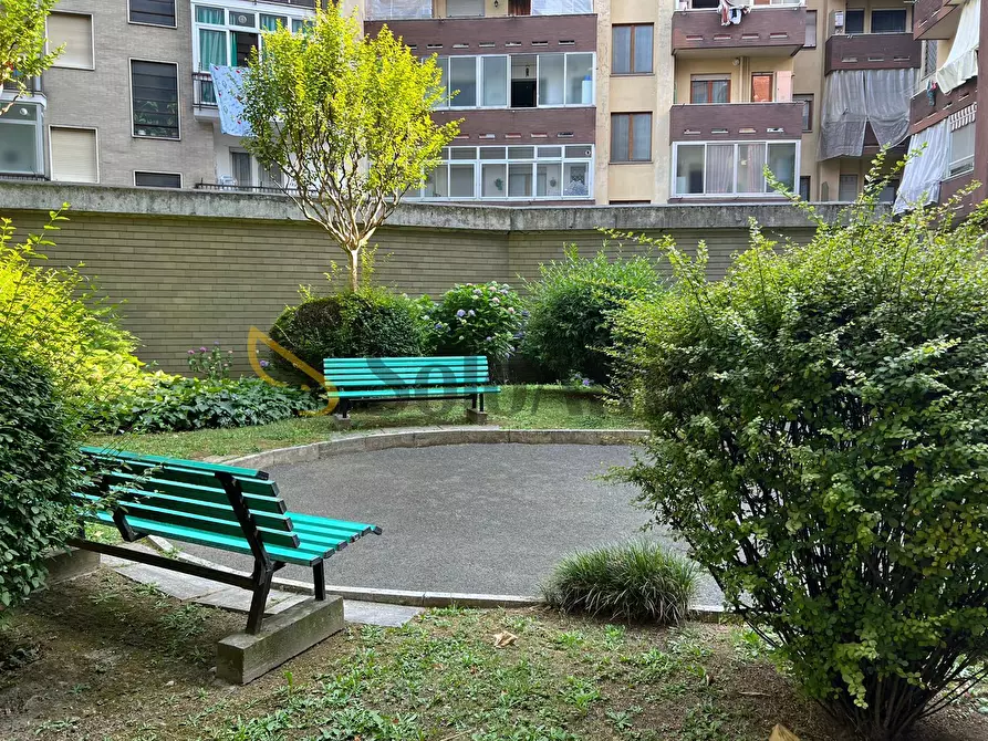 Immagine 19 di Trilocale in affitto  in CORSO BERNARDINO TELESIO a Torino