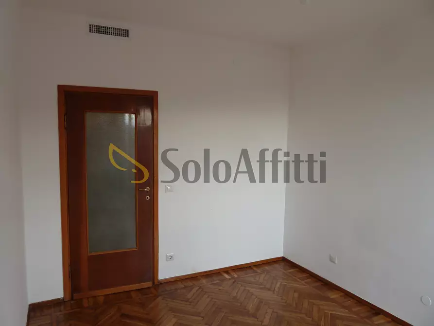 Immagine 10 di Trilocale in affitto  in Via Zeffiro Massa 289 a San Remo