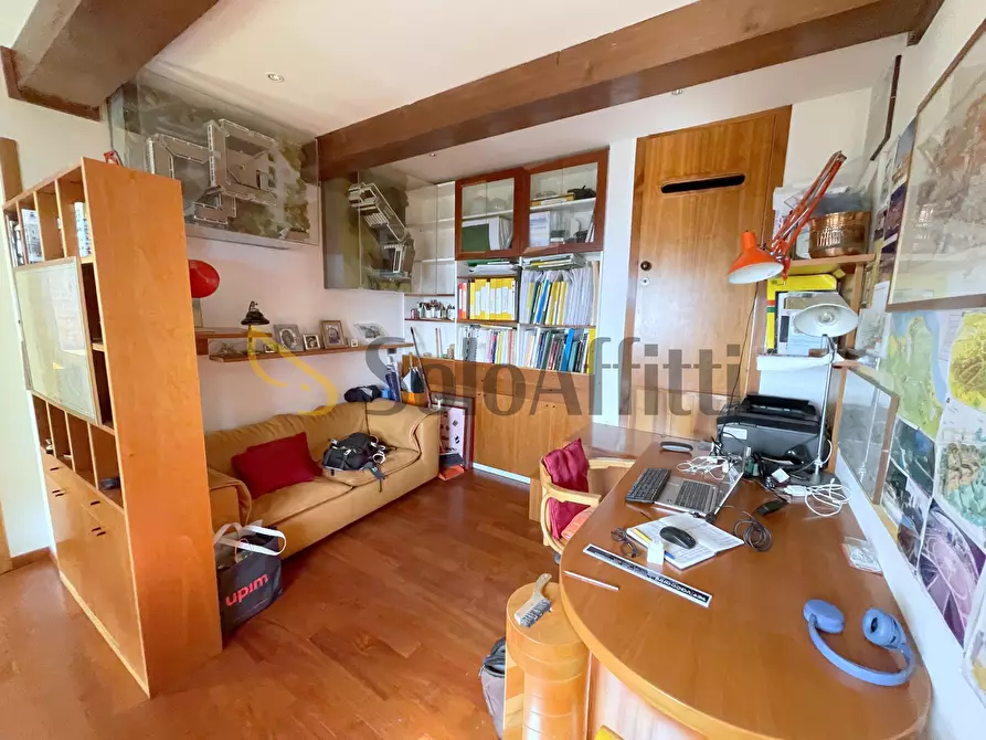 Immagine 12 di Trilocale in affitto  a Osimo