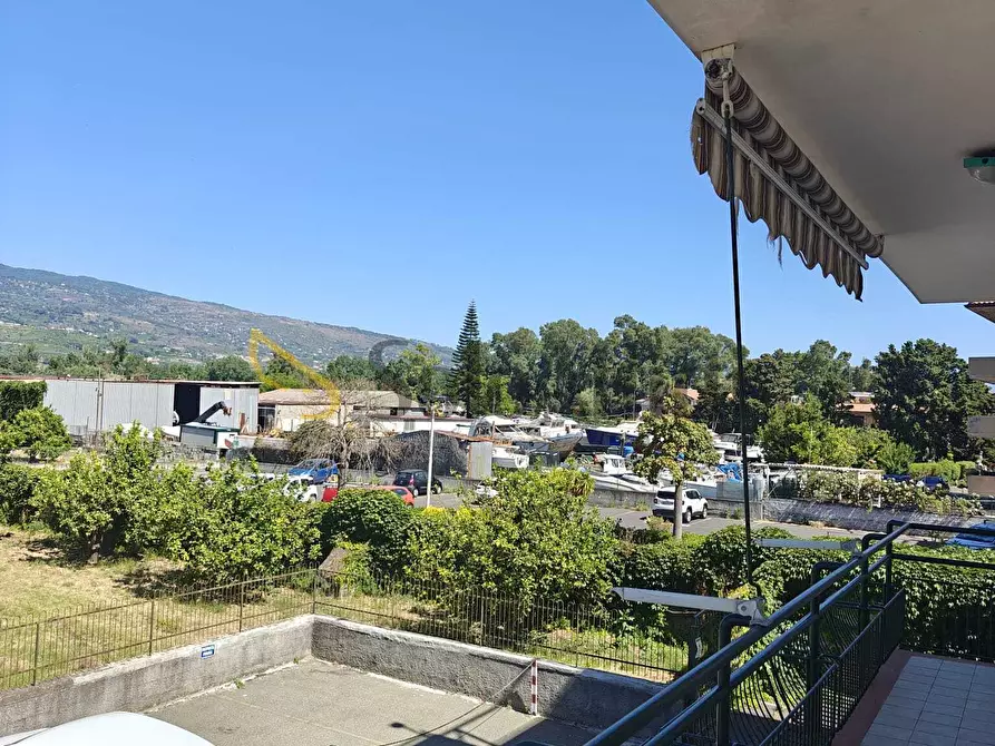Immagine 8 di Trilocale in affitto  in Via Spiaggia 347 a Mascali