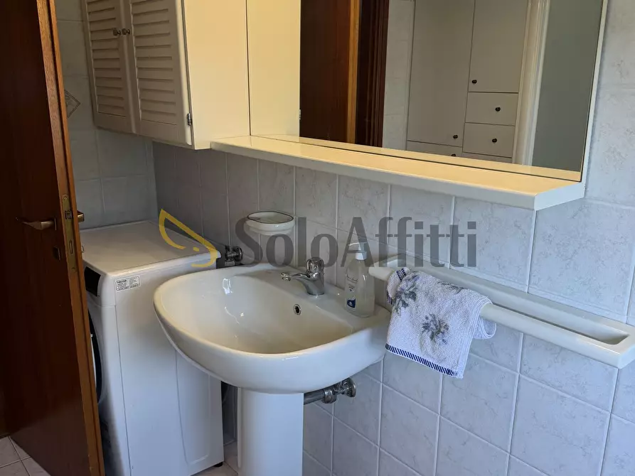 Immagine 32 di Trilocale in affitto  in Via Monte Grappa 23 a Saronno