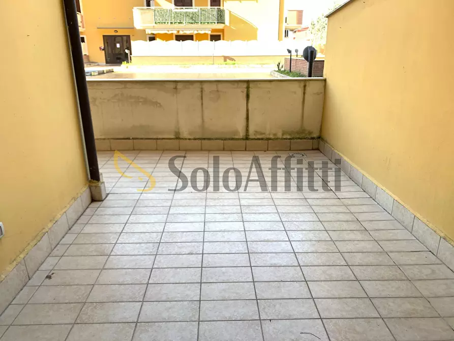 Immagine 18 di Bilocale in affitto  in Via Galatina a Caserta