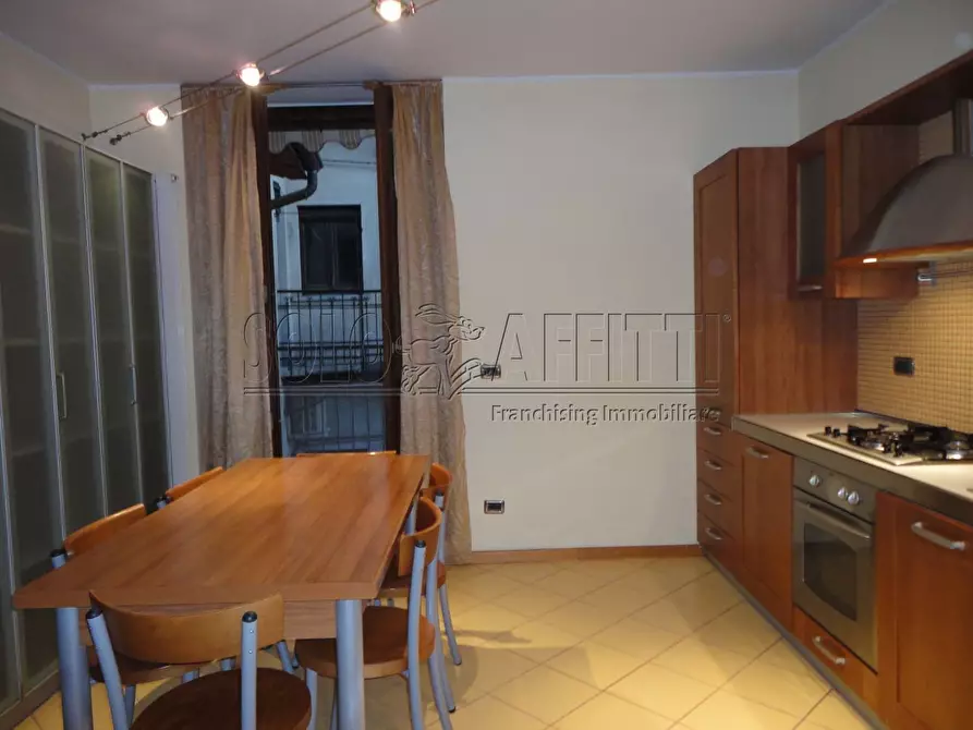 Immagine 5 di Trilocale in affitto  a Gallarate