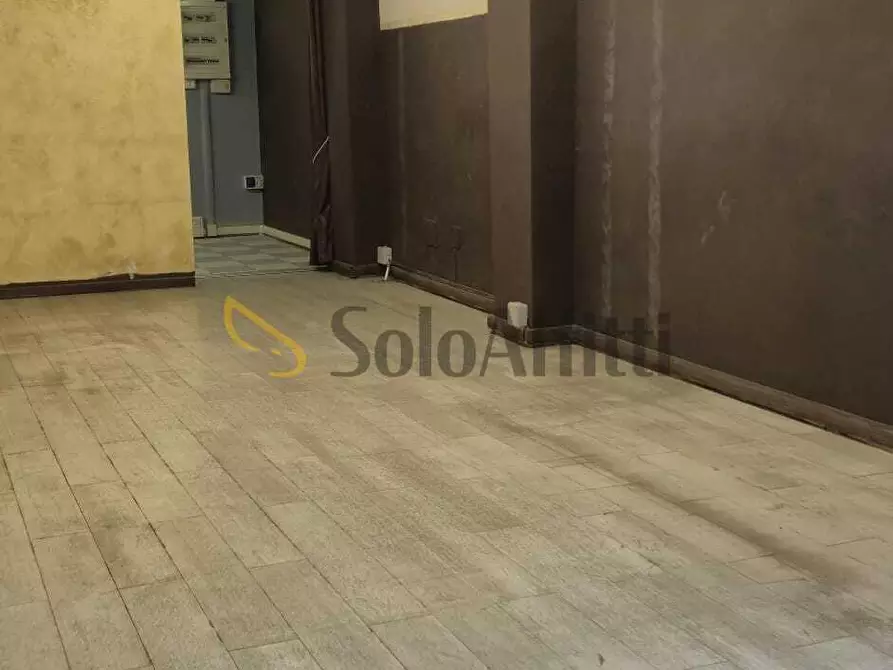 Immagine 9 di Locale commerciale in affitto  in Corso Filippo Brunelleschi 80 a Torino