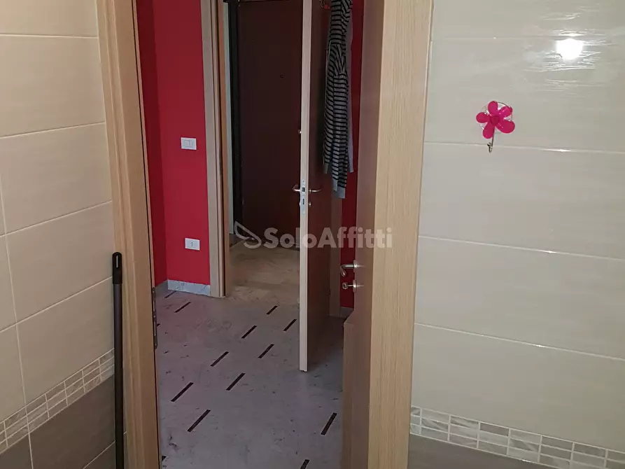 Immagine 6 di Stanza singola in affitto  a Catanzaro