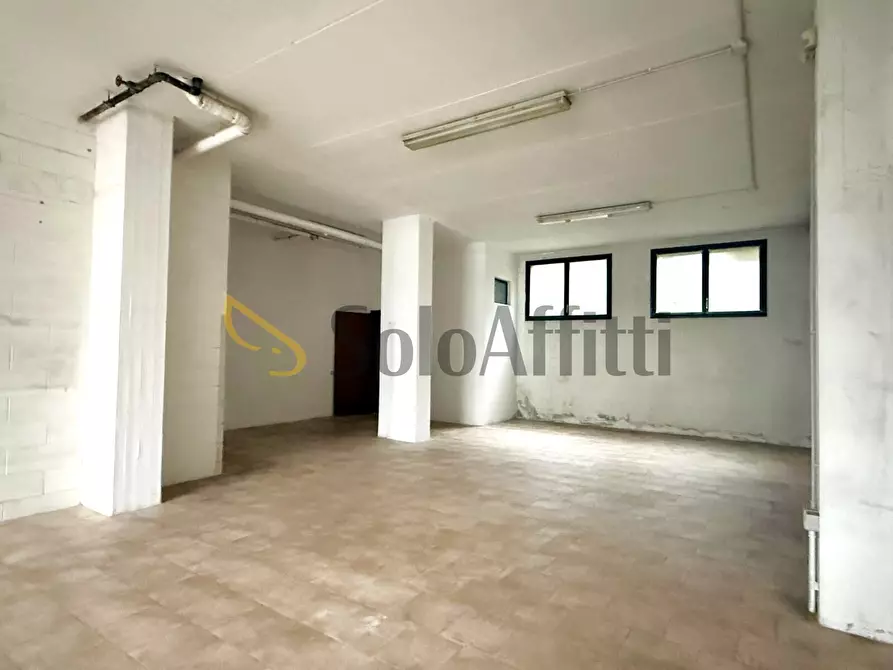 Immagine 9 di Capannone industriale in affitto  in via Bolivia 42 a Paderno Dugnano