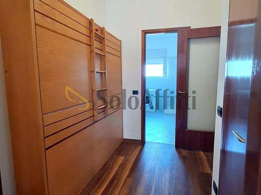 Immagine 8 di Bilocale in affitto  in Via Aristide Calderini 4 a Como