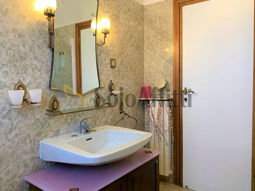 Immagine 8 di Bilocale in affitto  a Catanzaro