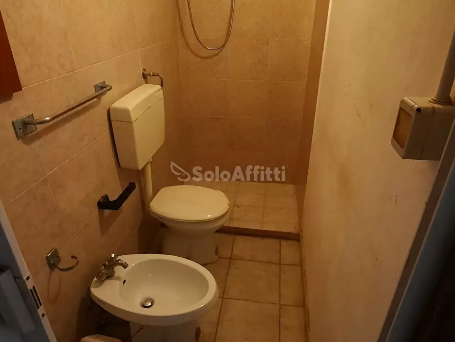 Immagine 6 di Magazzino in affitto  in Via Terrazzini 24 a Livorno