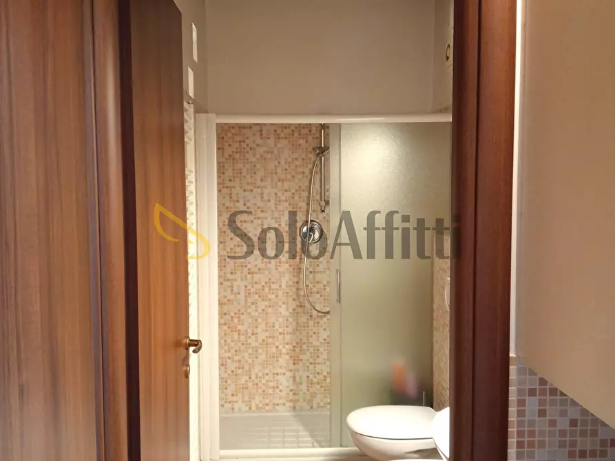 Immagine 7 di Bilocale in affitto  a Falconara Marittima