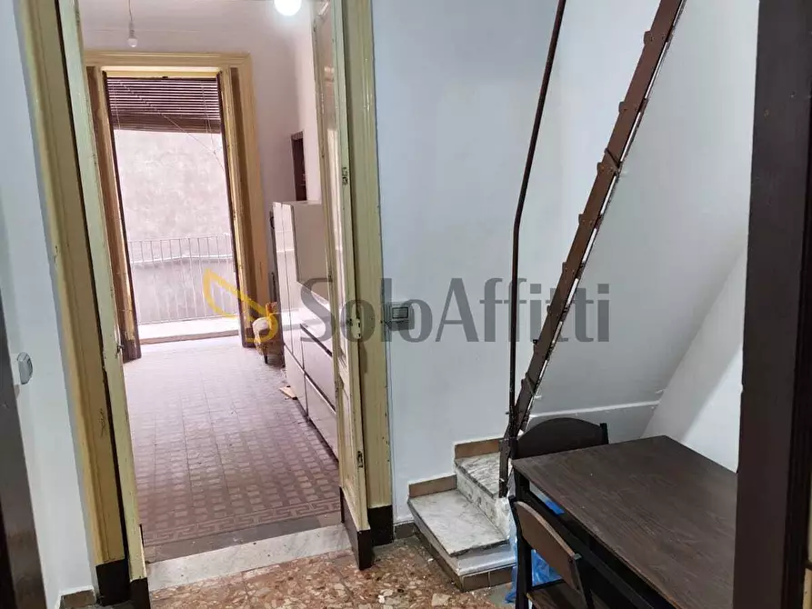 Immagine 5 di Stanza singola in affitto  a Catania