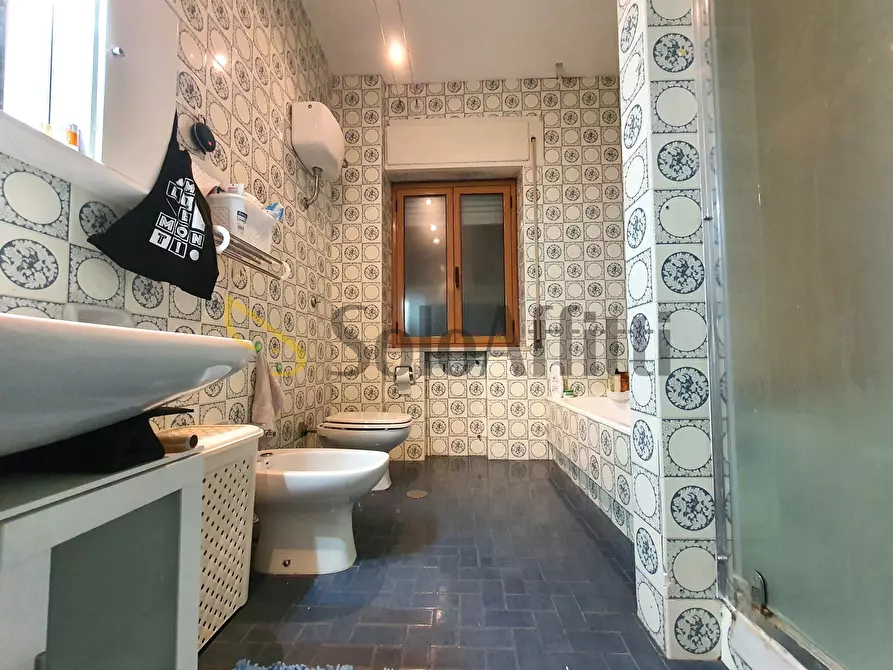 Immagine 12 di Quadrilocale in affitto  a Catanzaro