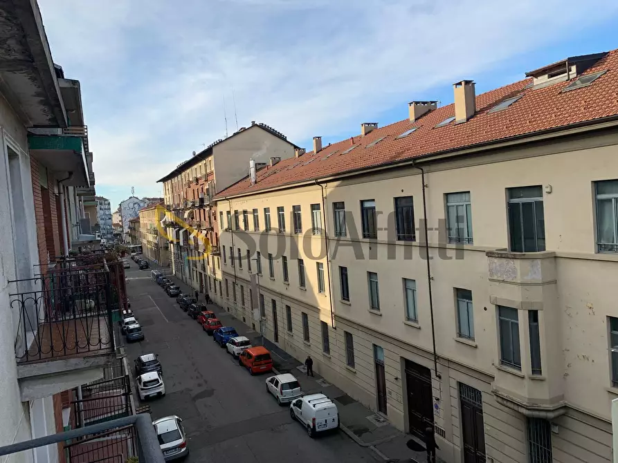 Immagine 17 di Bilocale in affitto  in Via Crescentino 30 a Torino