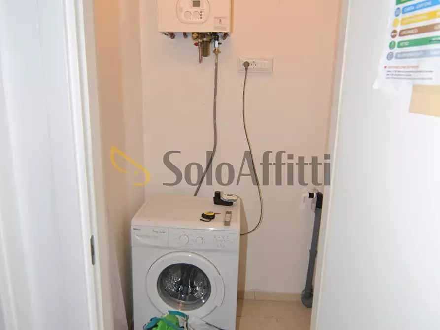 Immagine 10 di Bilocale in affitto  in Viale Italia 36 a Livorno