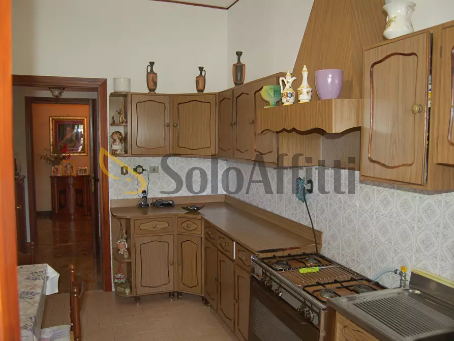 Immagine 20 di Trilocale in affitto  in Via dei Boccamazzi 24 a Roma