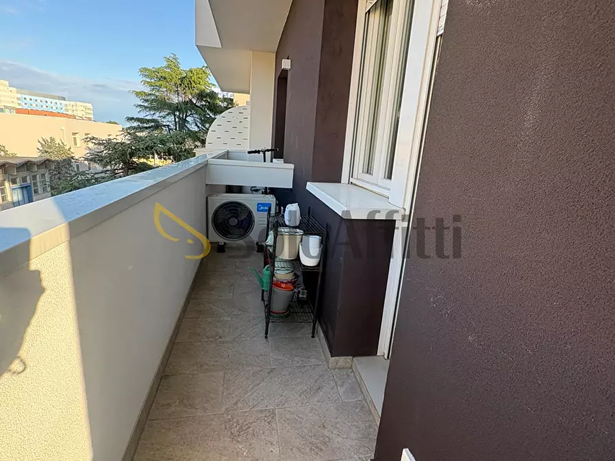 Immagine 14 di Trilocale in affitto  in Via Flaminia 92 a Rimini